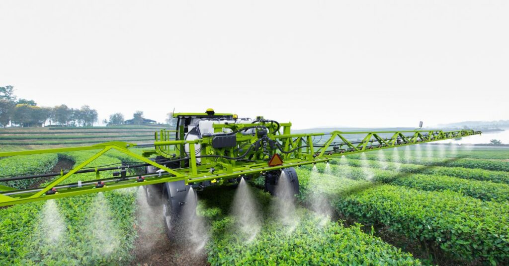 כיצד חקלאות מדויקת מחוללת מהפכה בטכנולוגיית הטרקטור ובשיטות החקלאות